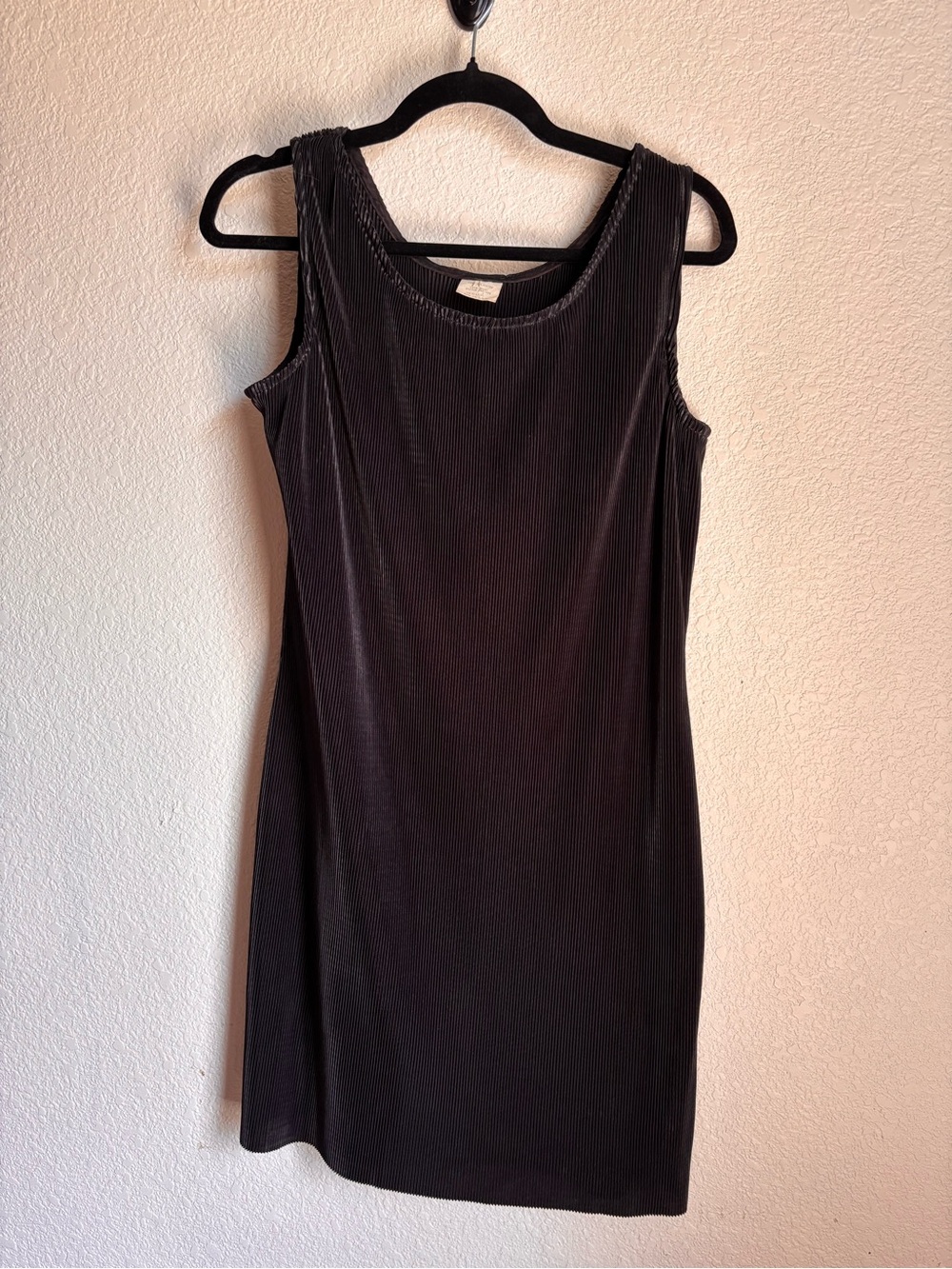 Vintage Sleeveless Black Ribbed Shift Medium Dress minimalist Career Party